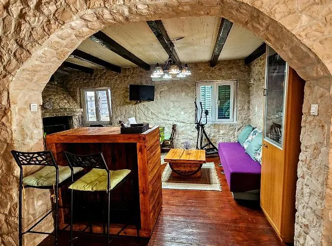 شقة Dalmatia Rustica Comfortable One Bedroom+fireplace