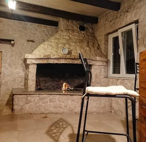 Lägenhet Dalmatia Rustica Comfortable One Bedroom+fireplace